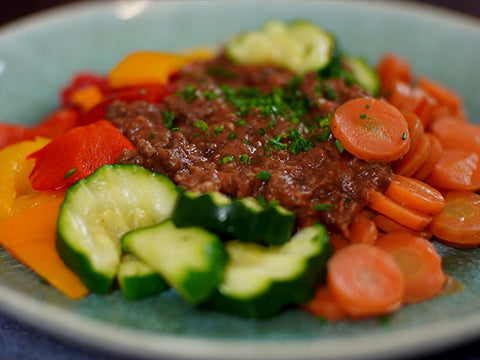 Gemüsepfanne mit Bolognese