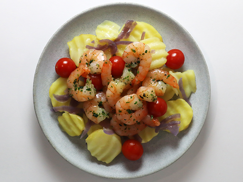 Kräuter-Shrimps mit Kartoffeln und Tomaten