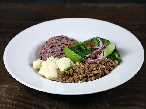 Rinds-Larb mit Jasminreis-Mix und Gemüse 2