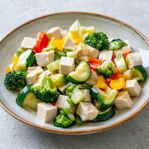 Stoffwechsel: Tofu und Gemüse