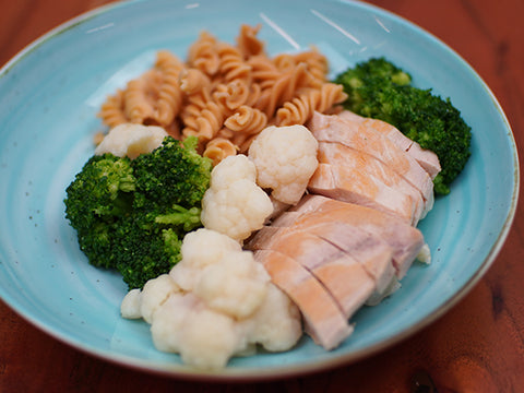 Fusilli mit Pouletbrust und Gemüse