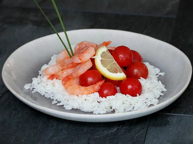 Crevetten mit Basmatireis und Tomaten