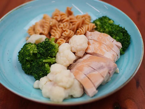 Fusilli mit Pouletbrust und Gemüse