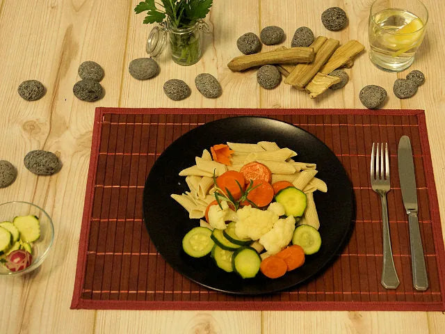 Vollkornspiralen mit Zucchetti, Karotten und Blumenkohl