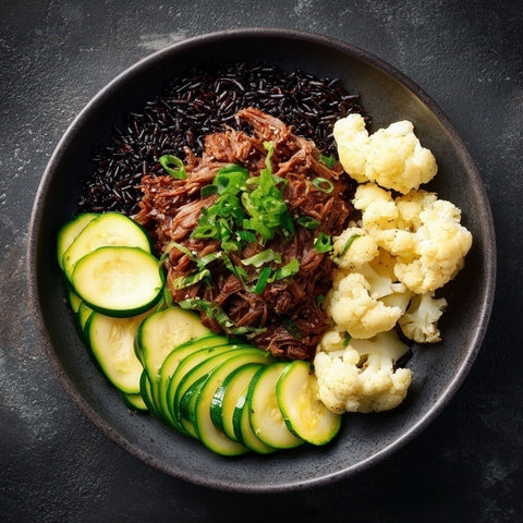 Pulled-Beef mit Vollkornreis und Gemüse